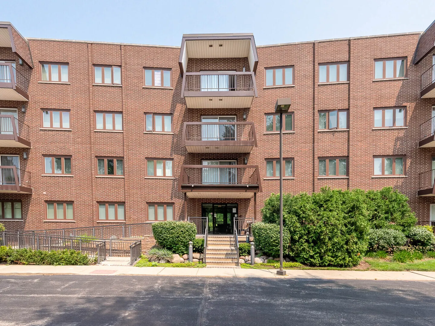 400 E Dundee Road 405C IL