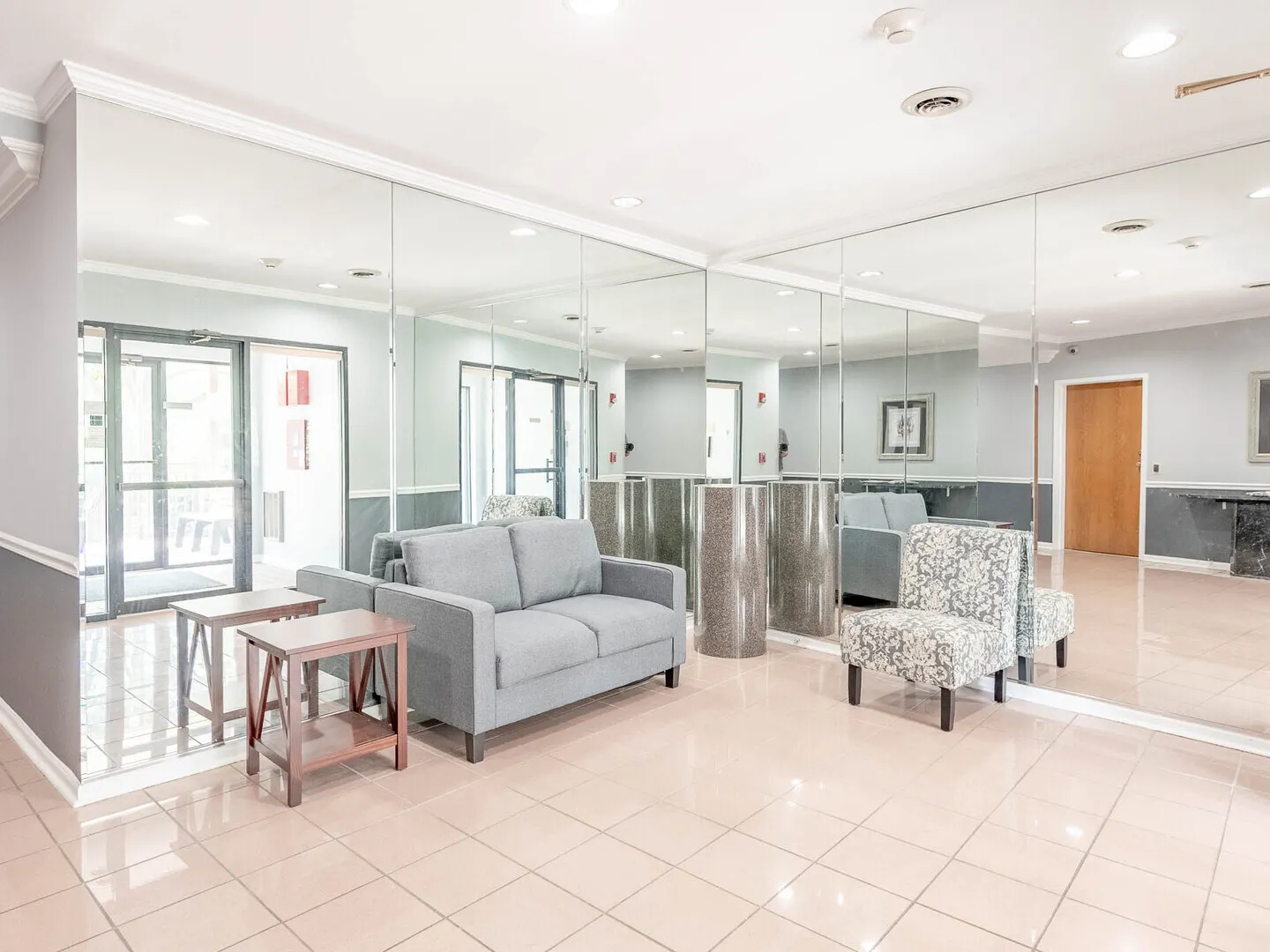 400 E Dundee Road 405C IL