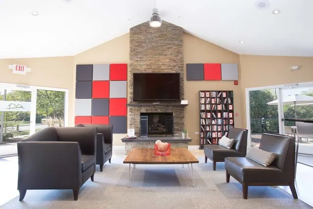 1631 Buttonwood Circle 2413 IL