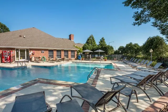 1631 Buttonwood Circle 2413 IL