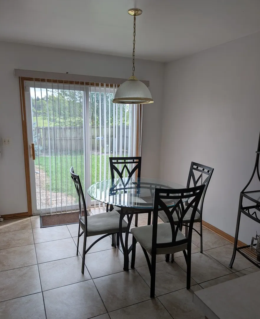 3104 Meadowsedge Lane IL