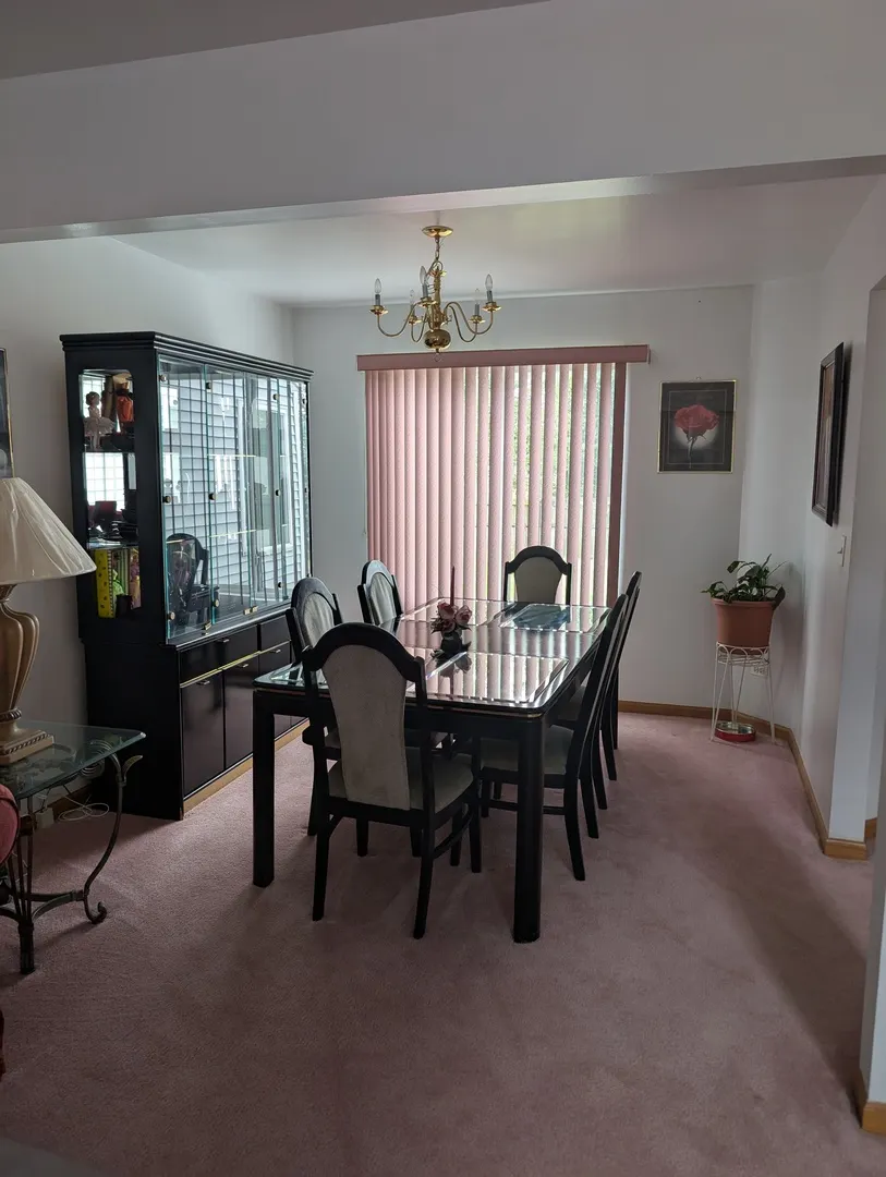 3104 Meadowsedge Lane IL