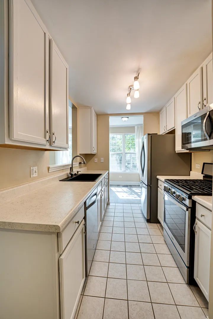 2855 Vernal Lane IL