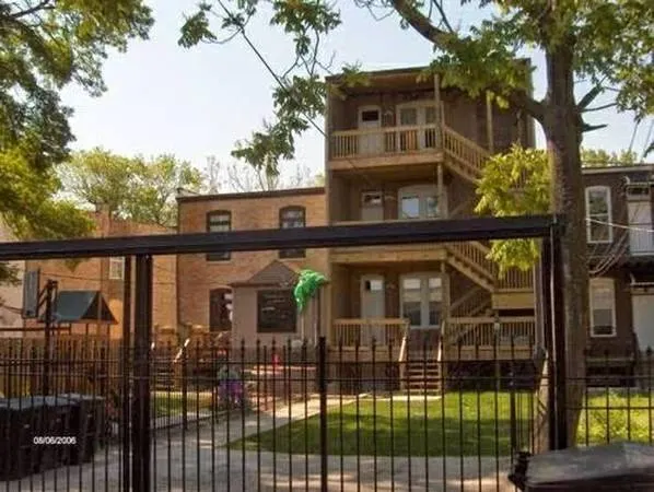 2926 W Fulton Street 3 IL