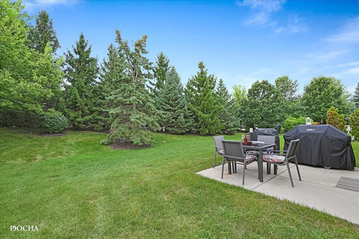 2687 Nicole Circle IL