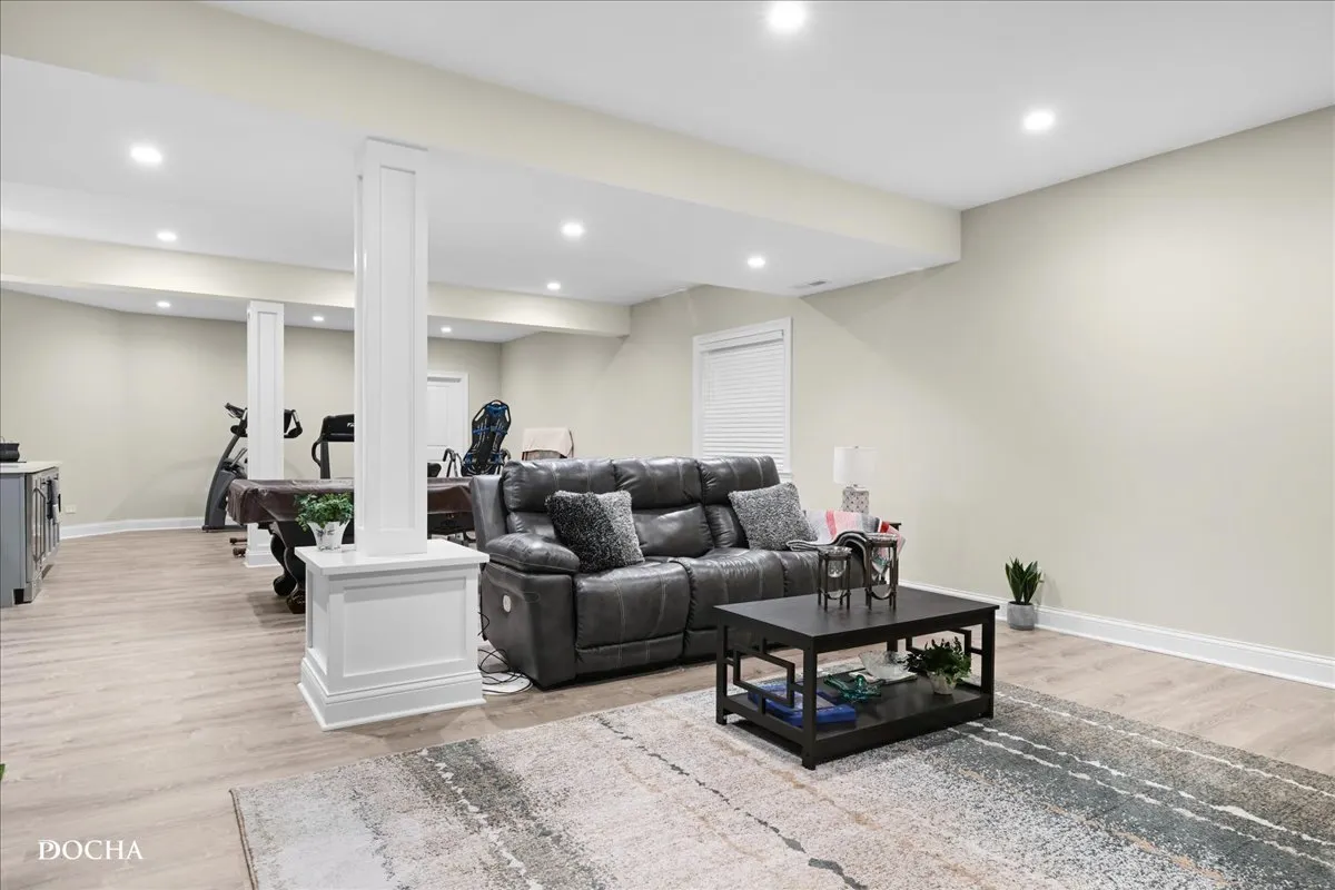 2687 Nicole Circle IL
