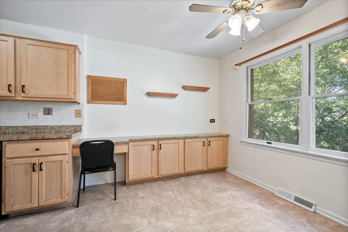 5332 Fairview Lane IL