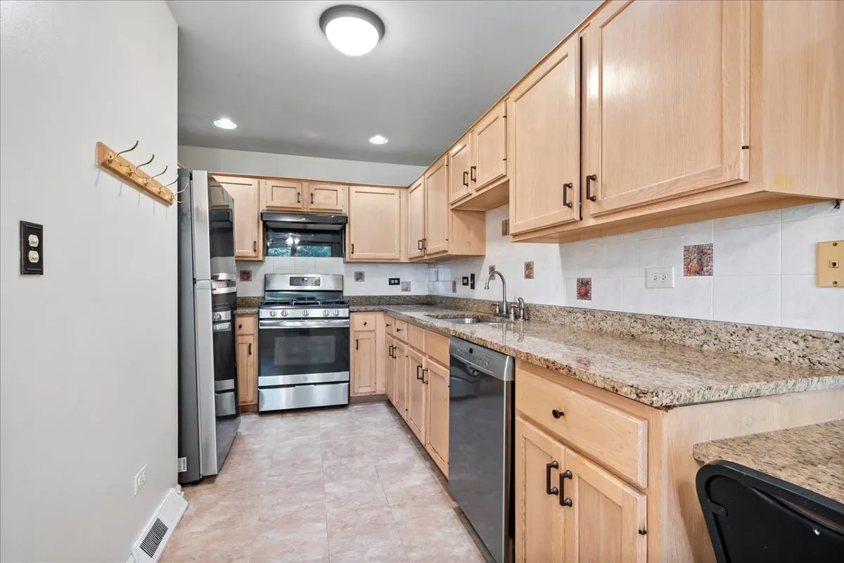 5332 Fairview Lane IL