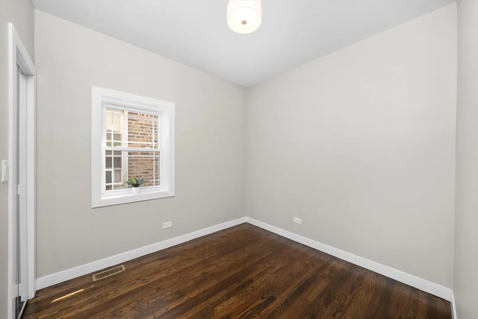 2101 S 48th Court IL