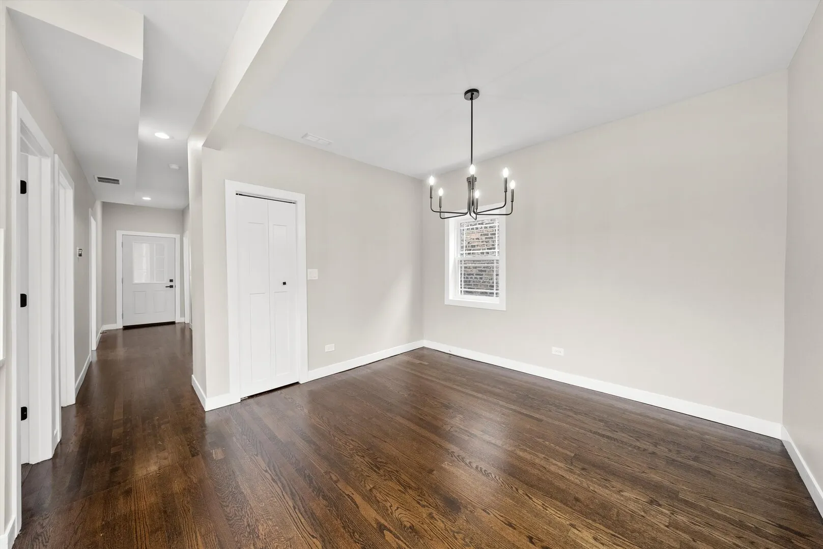 2101 S 48th Court IL