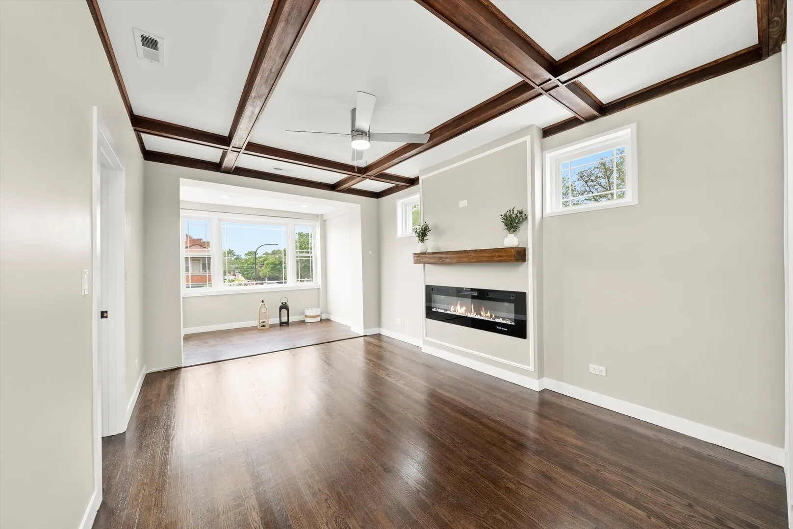 2101 S 48th Court IL
