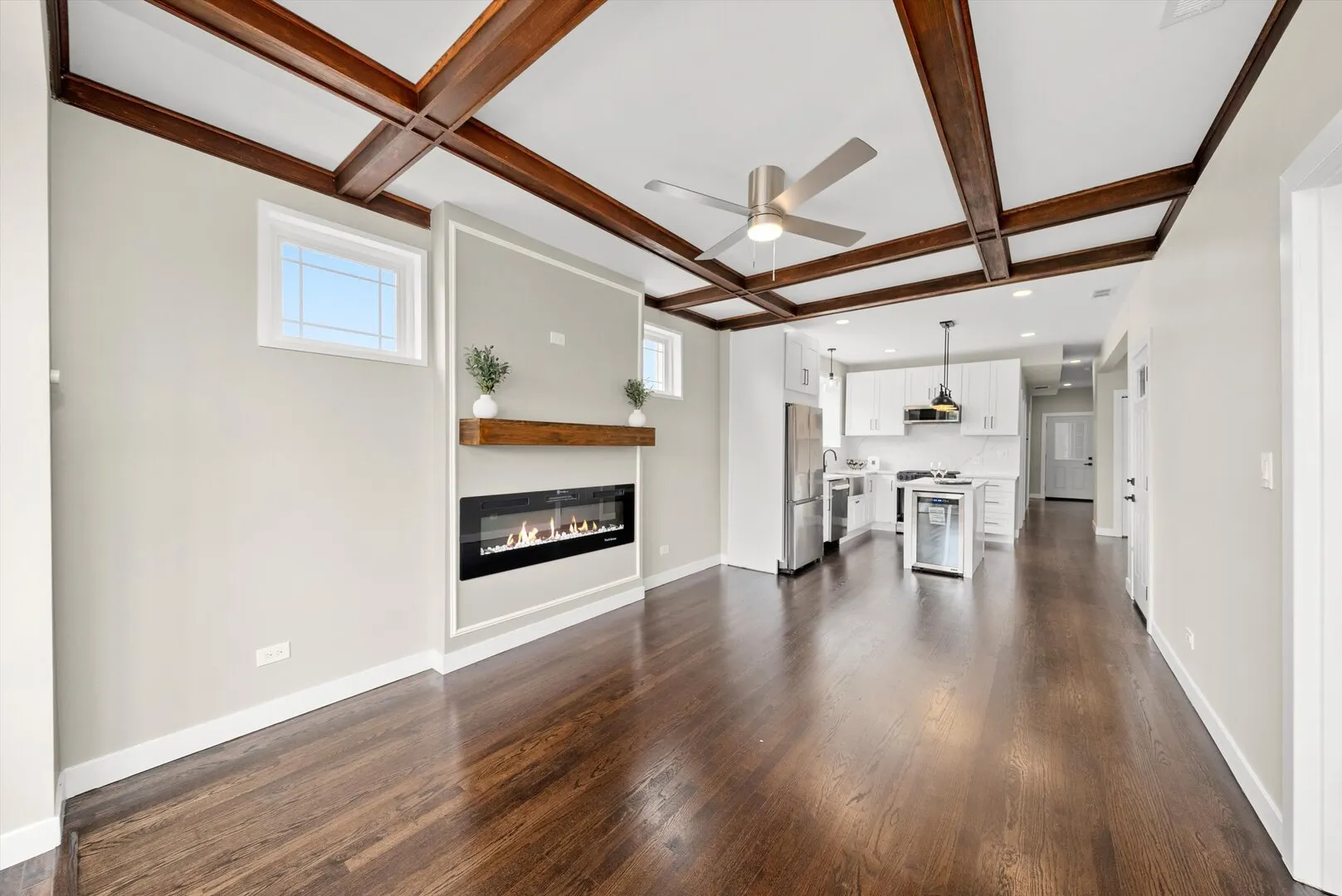 2101 S 48th Court IL
