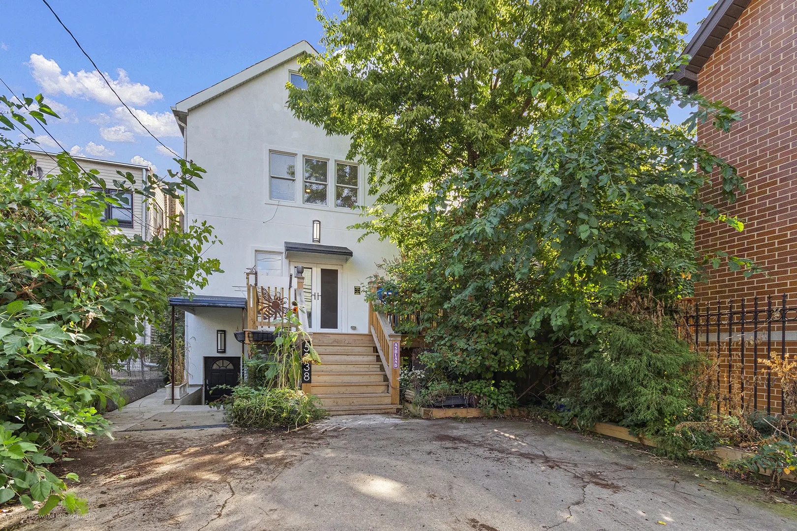 5338 N Ashland Avenue IL