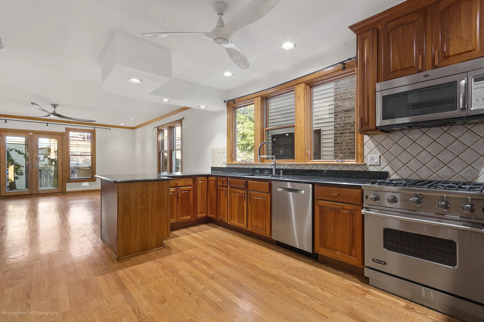 5338 N Ashland Avenue IL