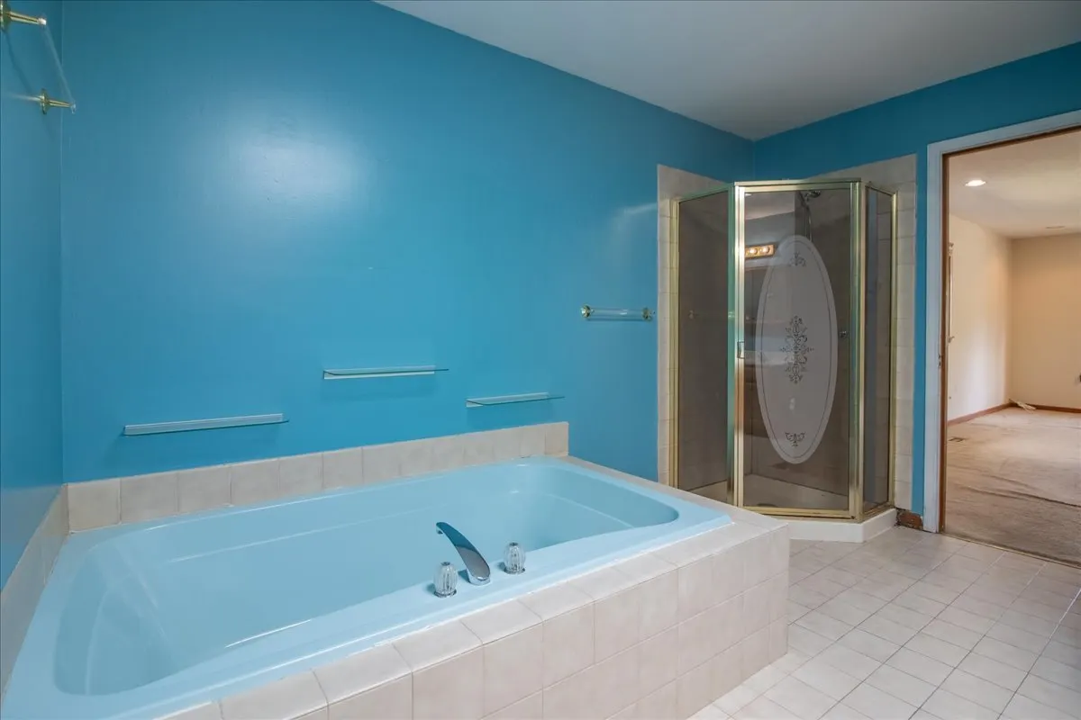 105 S Canyon Drive IL