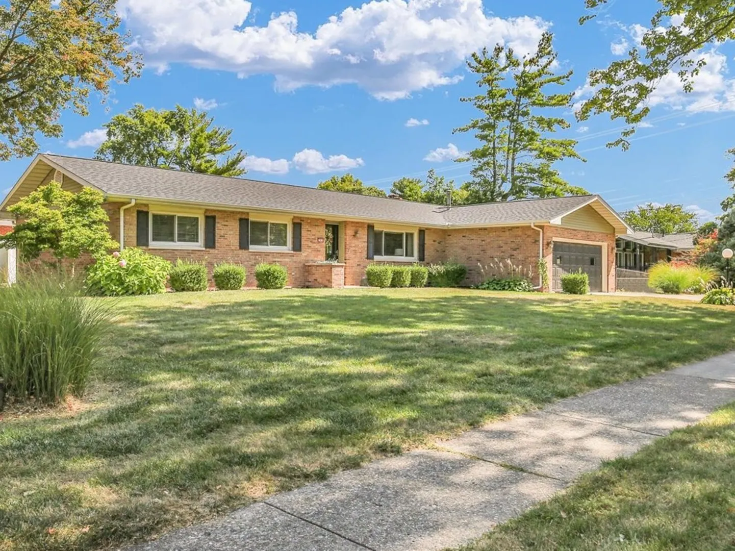 1918 Robert Drive IL