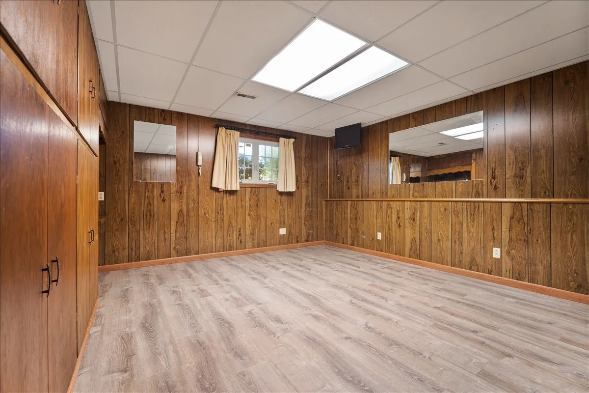 109 S Devonshire Drive IL