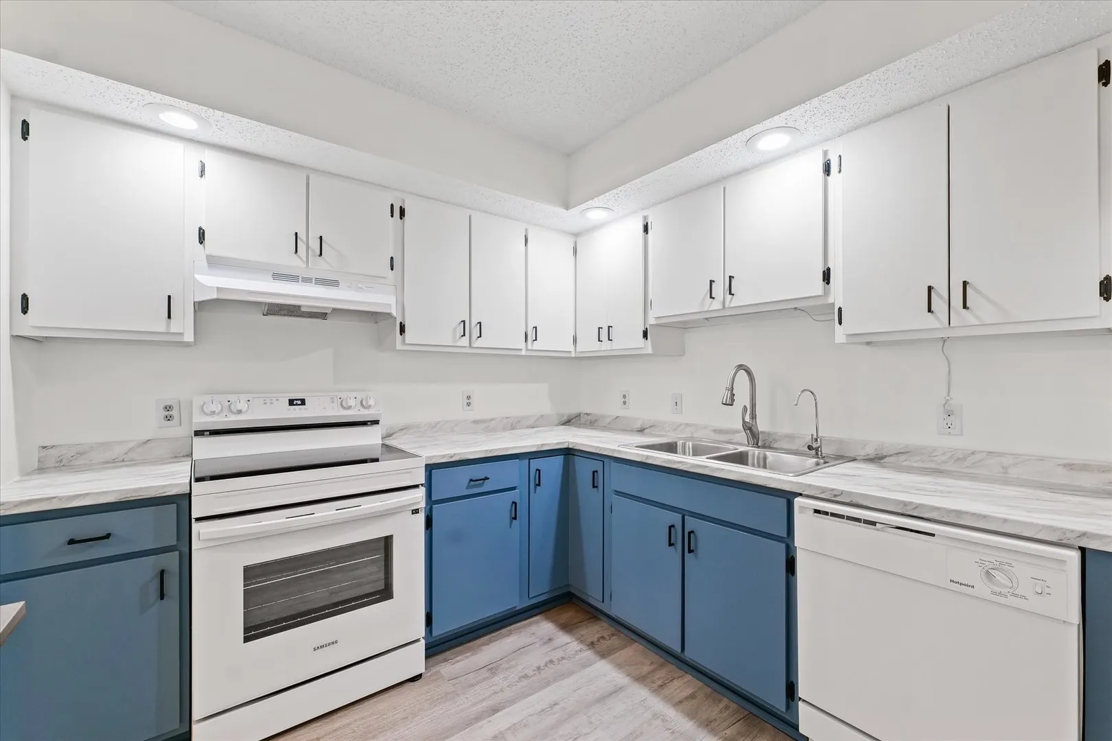 2537 Clayton Boulevard 0 IL