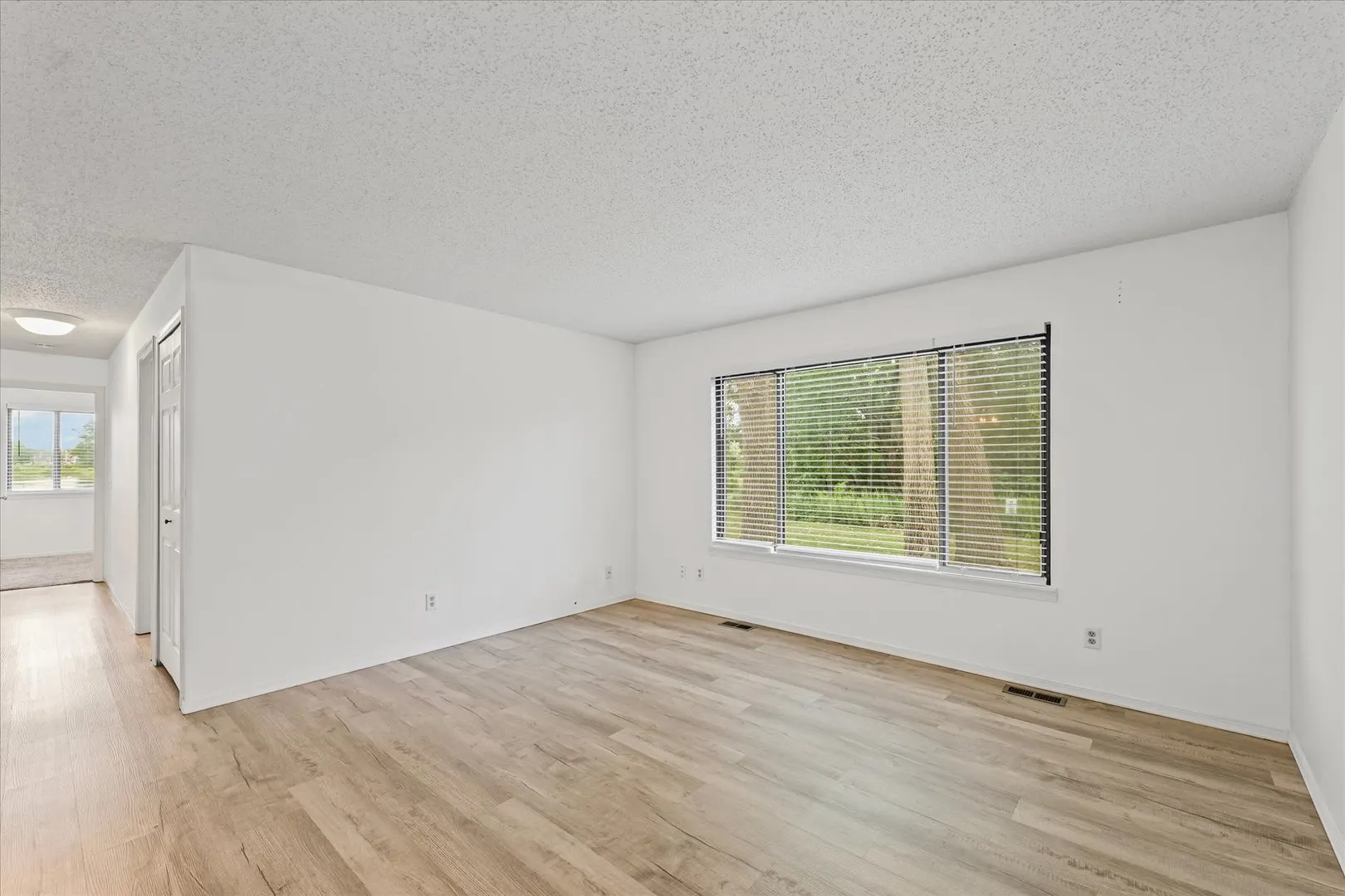 2537 Clayton Boulevard 0 IL
