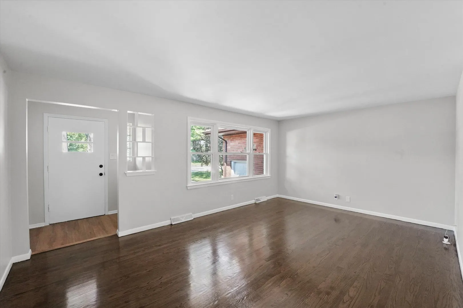 3755 EMERALD Avenue IL