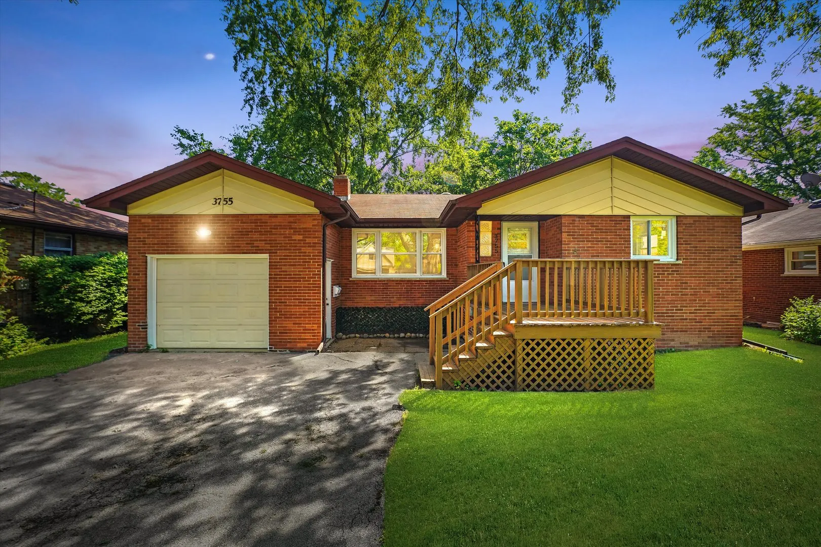3755 EMERALD Avenue IL