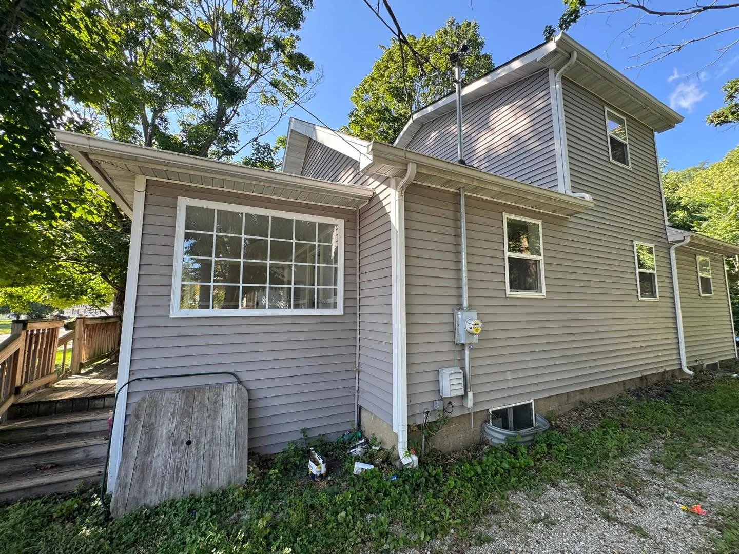 1260 E Bluff Street IL