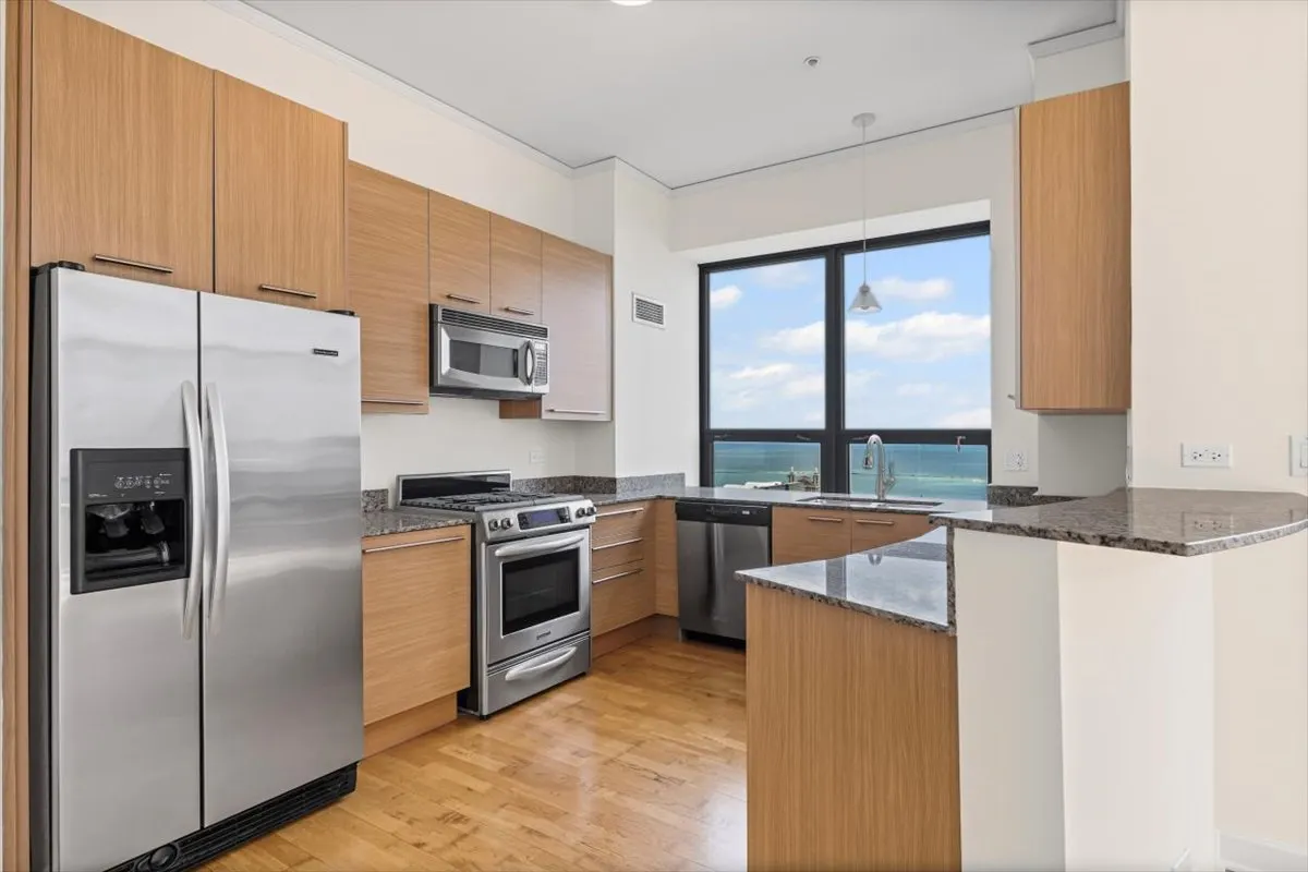 450 E Waterside Drive 2903 IL