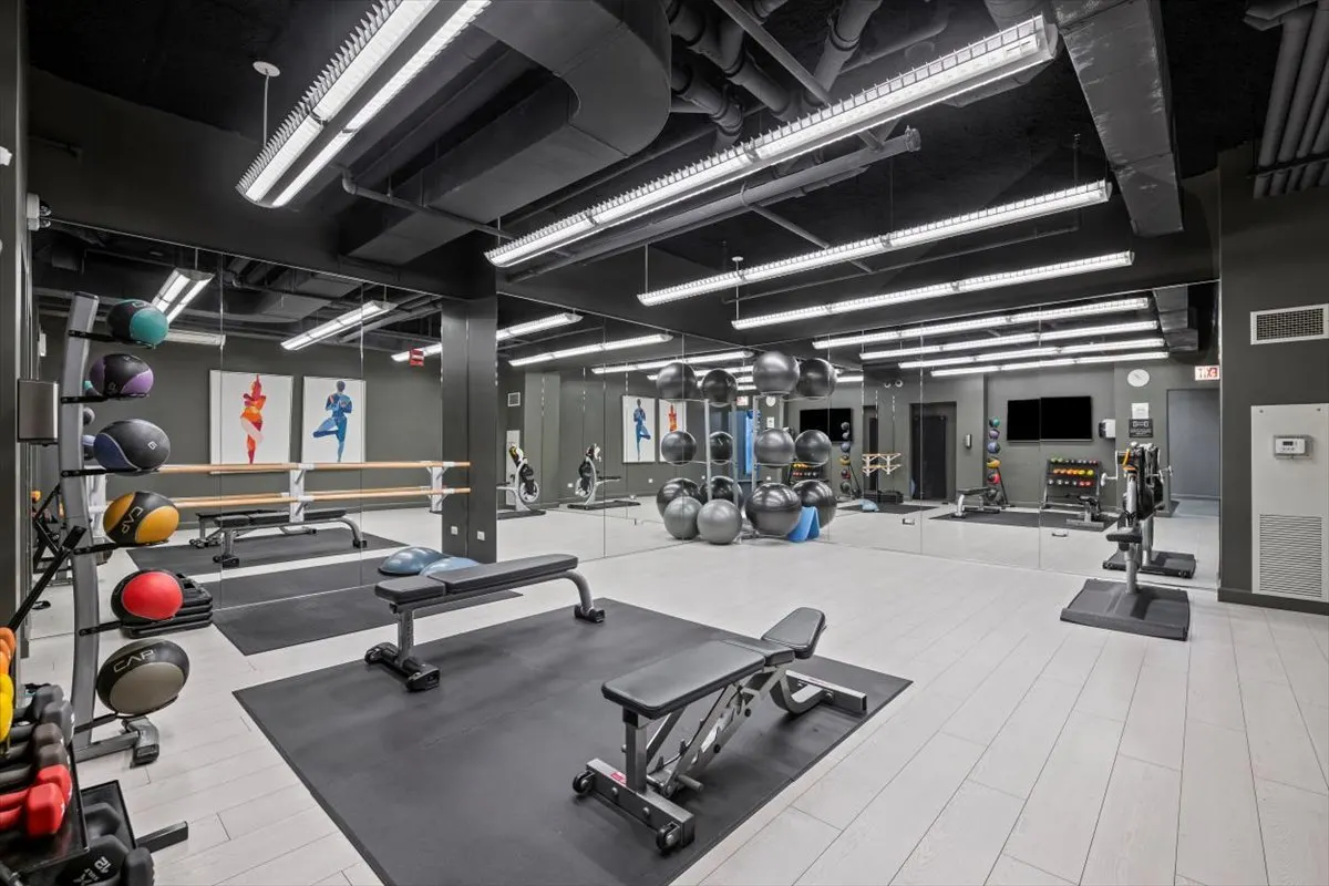 450 E Waterside Drive 2903 IL