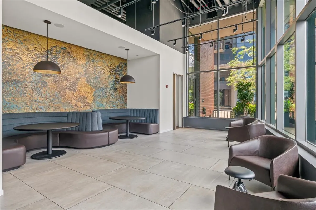 450 E Waterside Drive 2903 IL