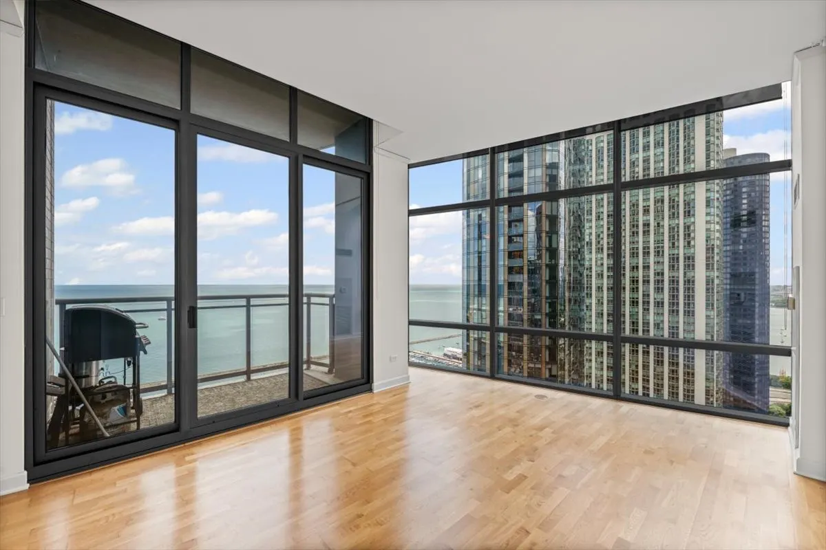 450 E Waterside Drive 2903 IL