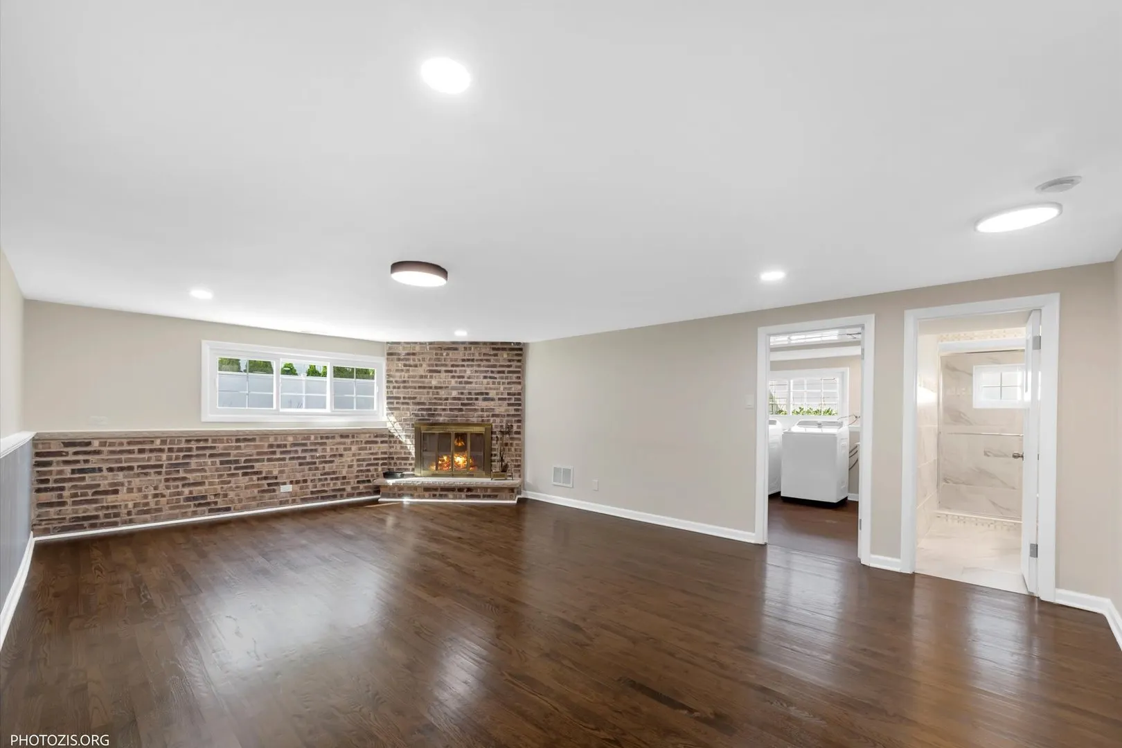 1501 E BARBERRY Lane IL