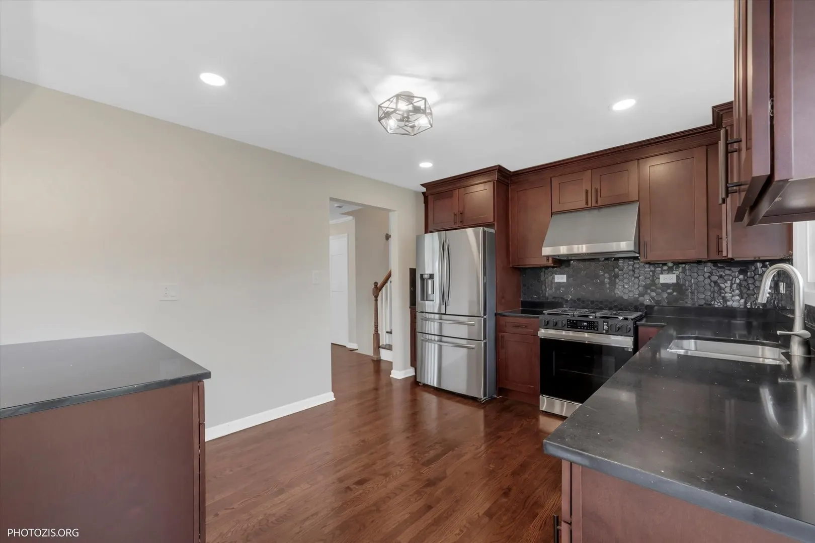 1501 E BARBERRY Lane IL