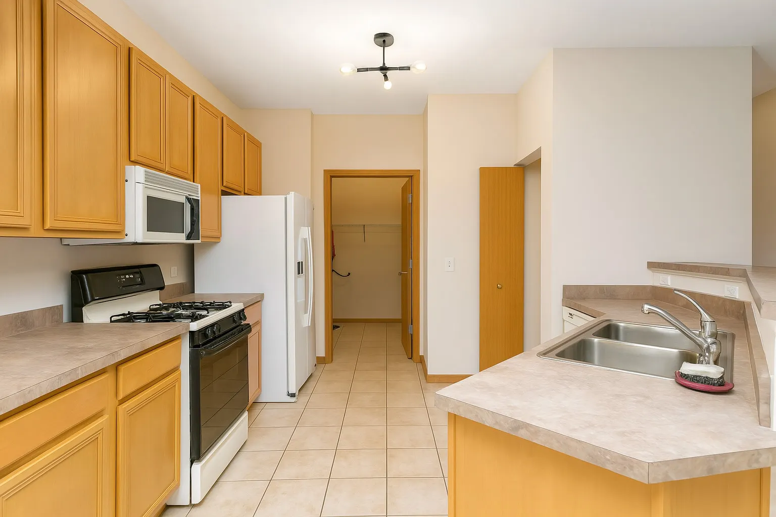 9018 CONCORD Lane 5B-720 IL