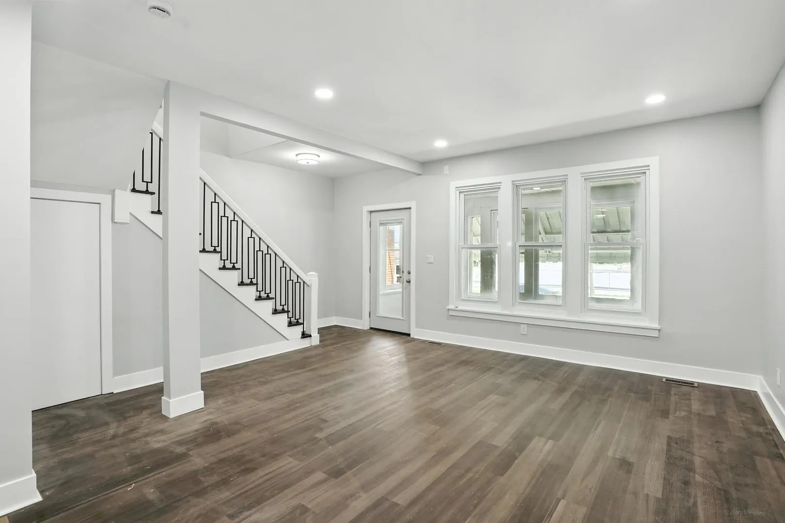 4722 Tod Avenue IN