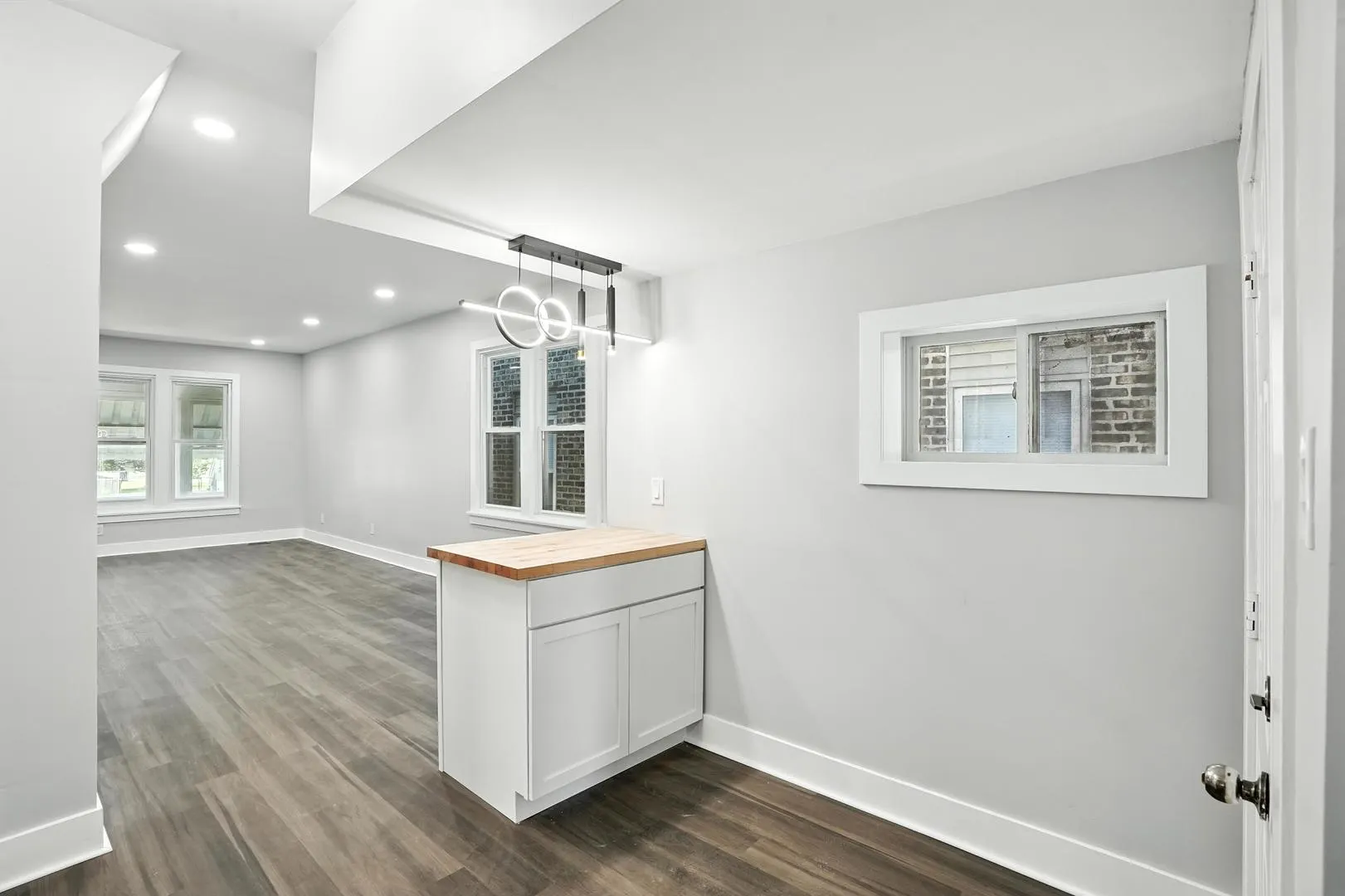 4722 Tod Avenue IN