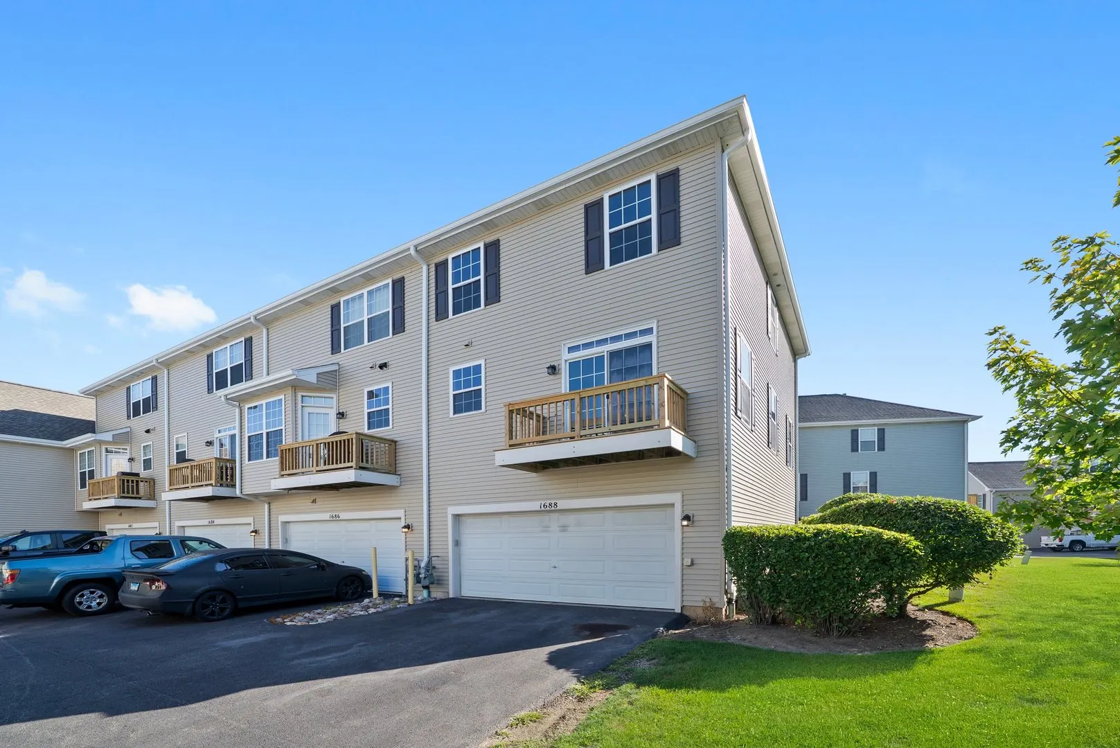 1688 W Turtle Creek Lane IL