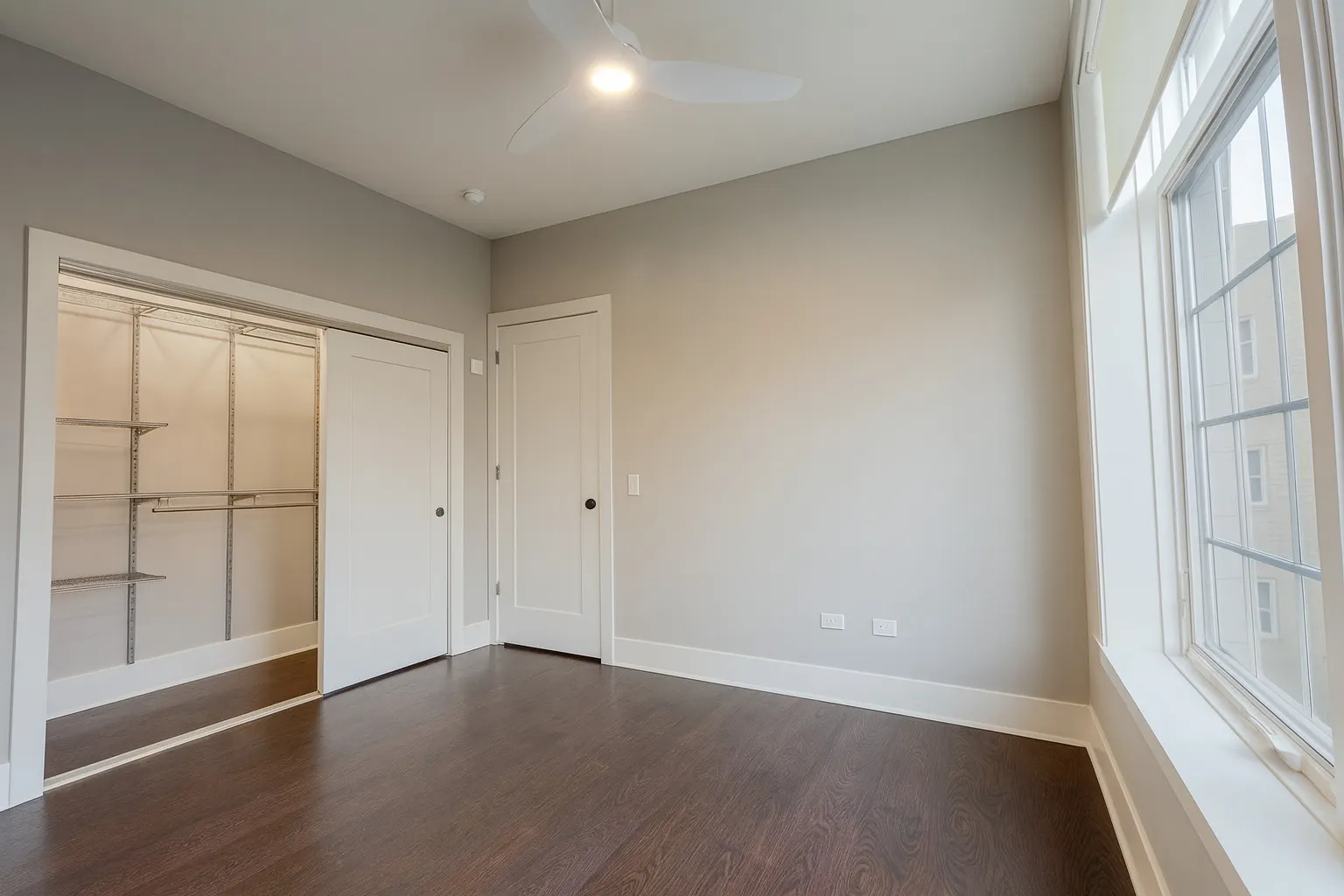 2050 N Clark Street 403 IL