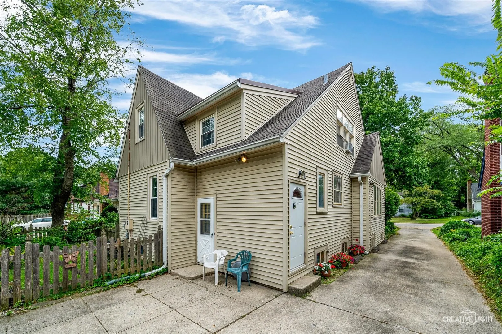 208 Ingleside Avenue IL