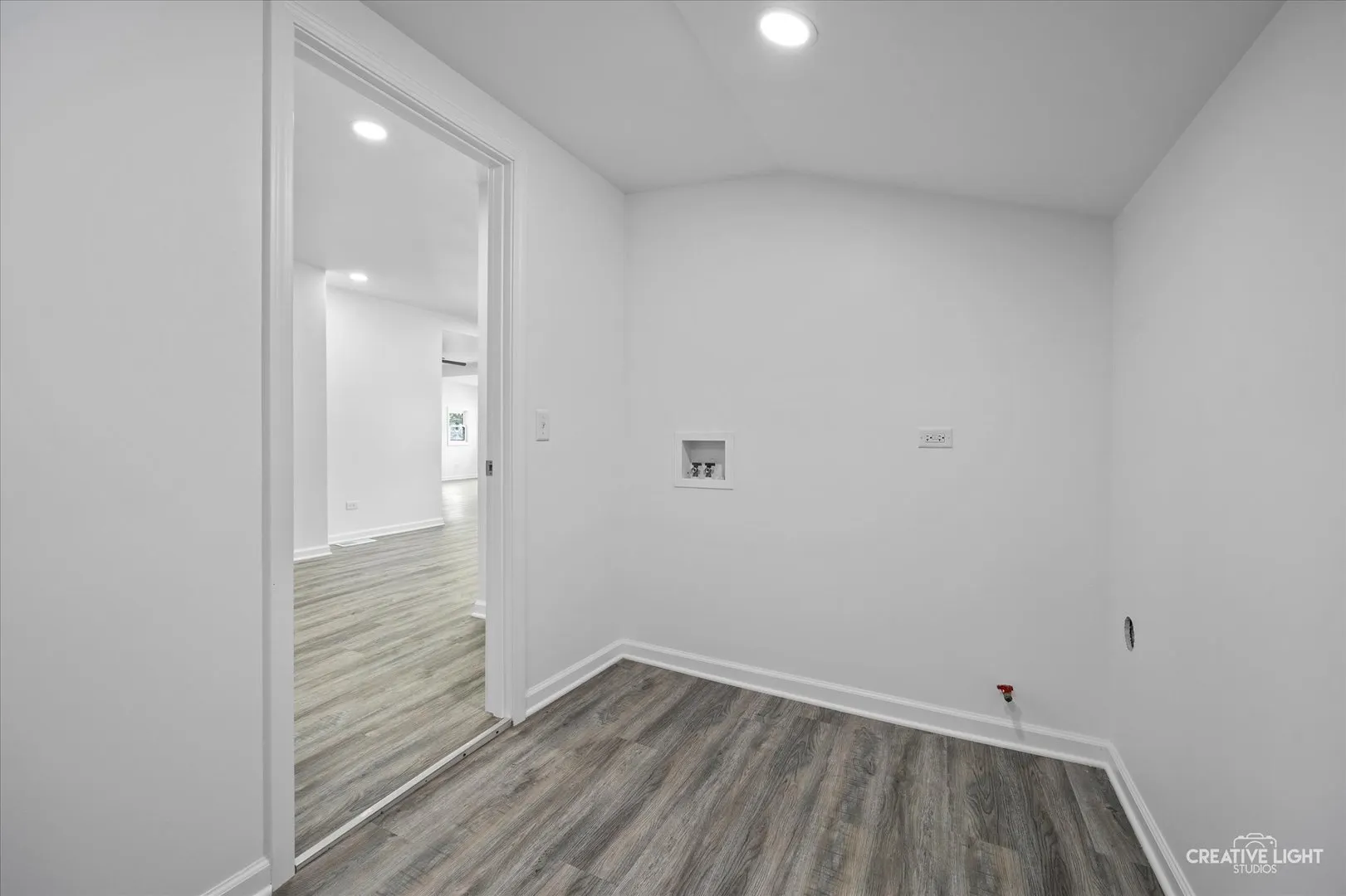 302 N Center Street IL