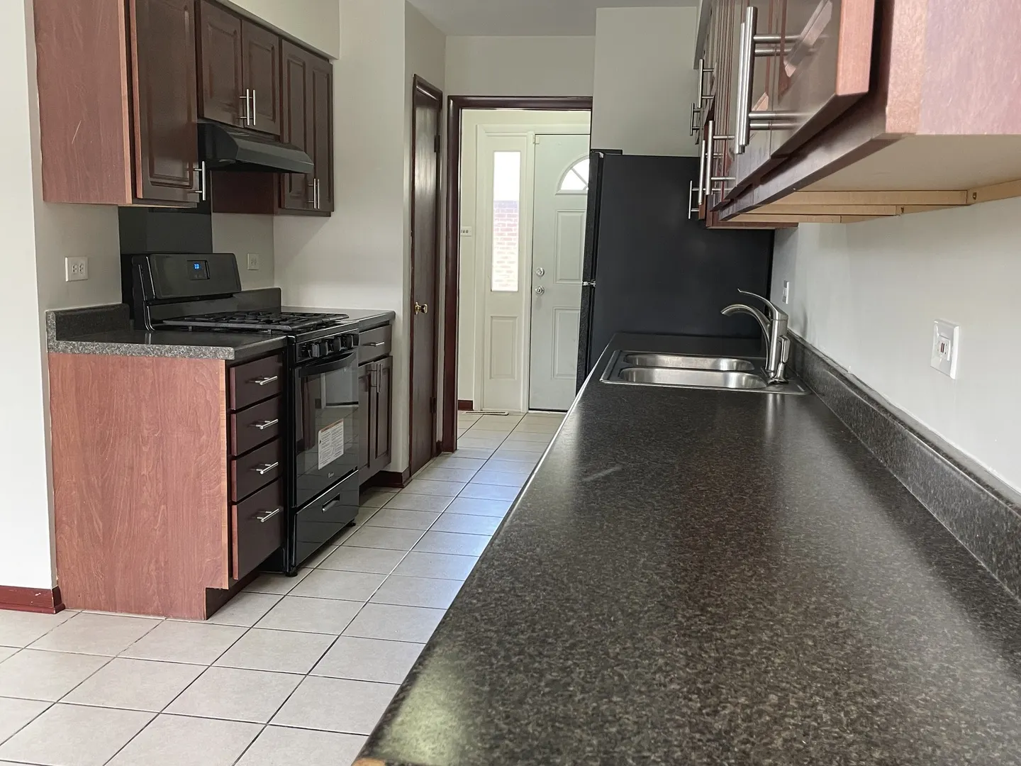 307 S Walnut Street IL