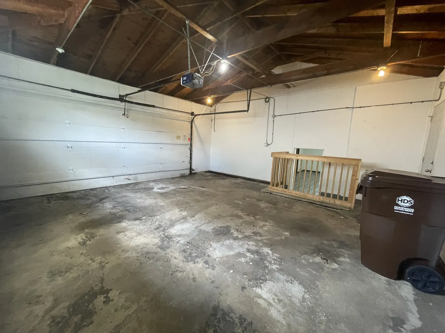 307 S Walnut Street IL
