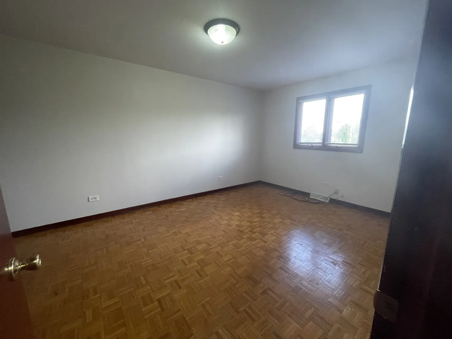 307 S Walnut Street IL