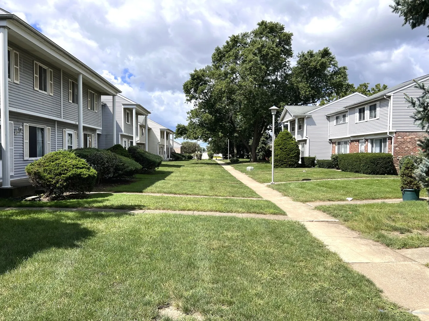 124 Somerset Lane IL