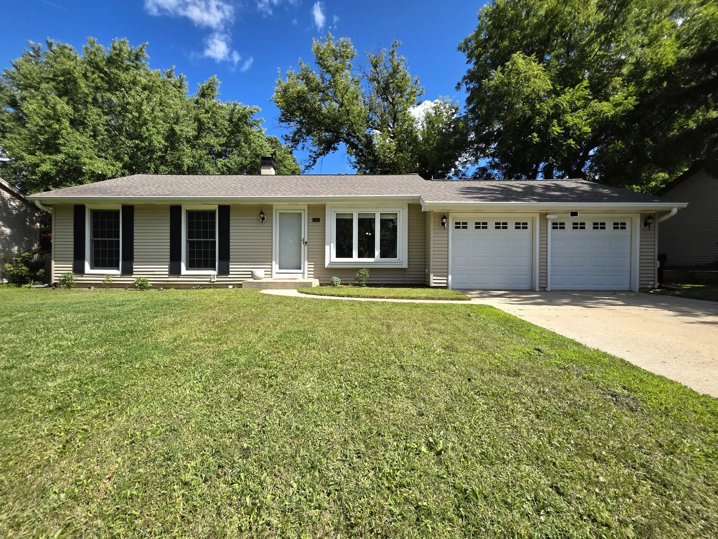 5206 W Dartmoor Drive IL