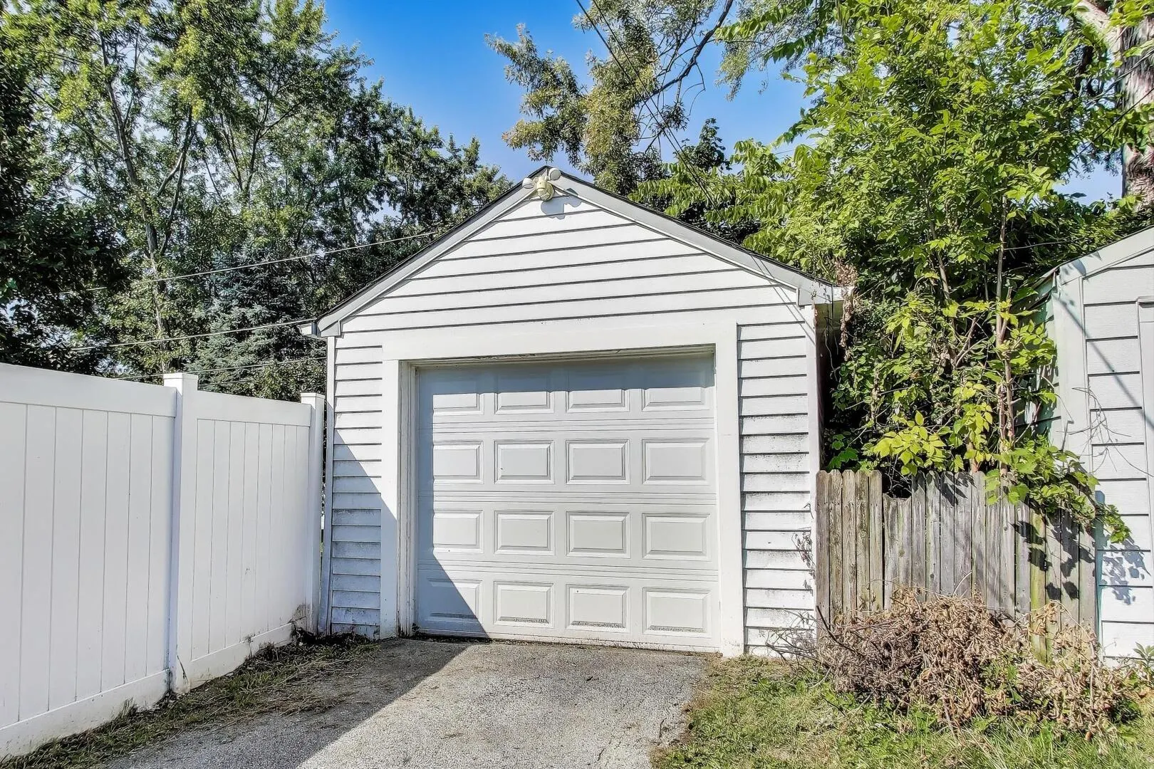 806 Leith Avenue IL
