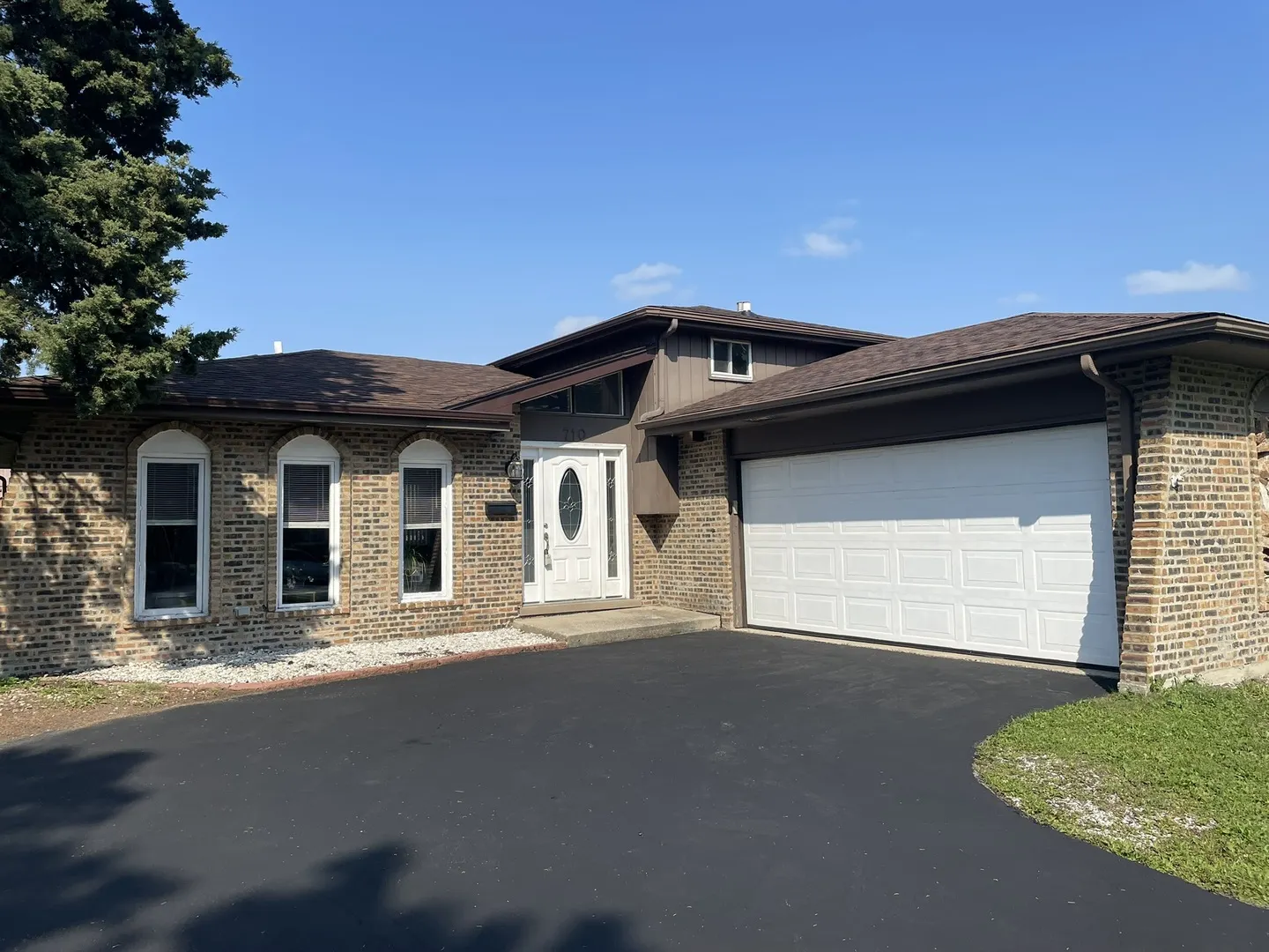 710 E 194th Street IL