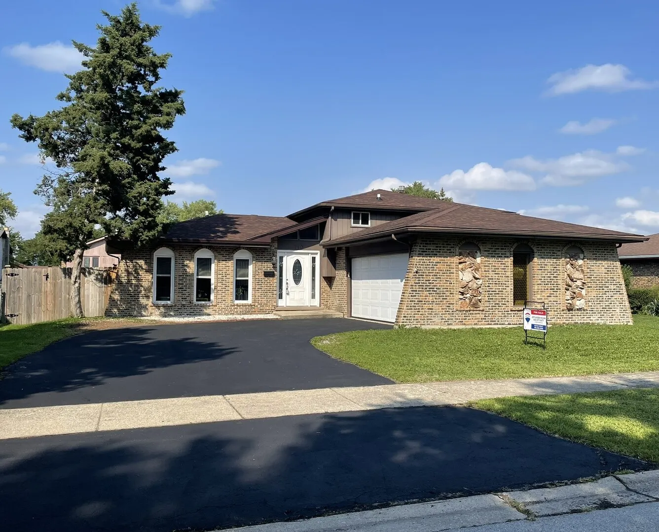 710 E 194th Street IL
