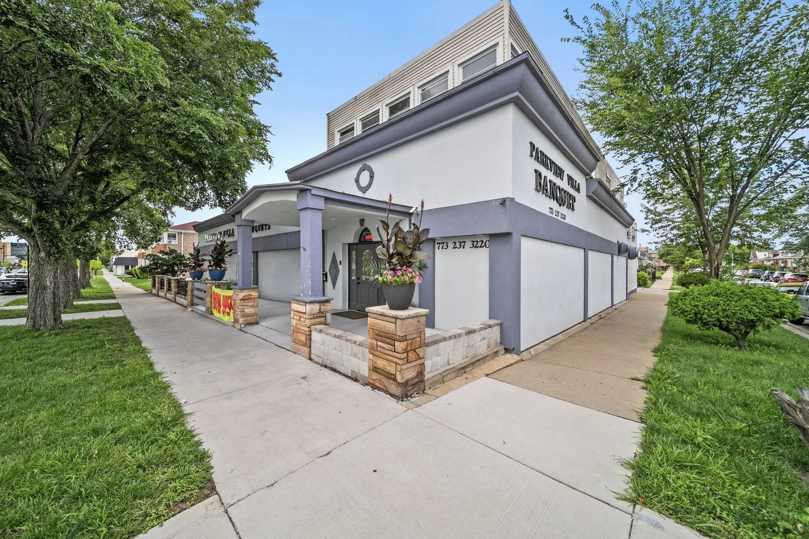 6155 W FULLERTON Avenue IL