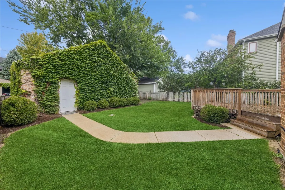4348 Prospect Avenue IL
