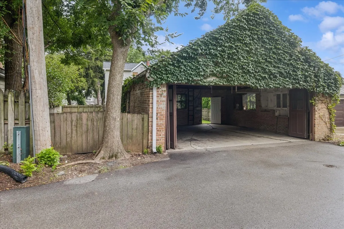 4348 Prospect Avenue IL